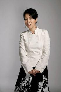 陈肖依个人资料图片,光影交织下的璀璨星辉